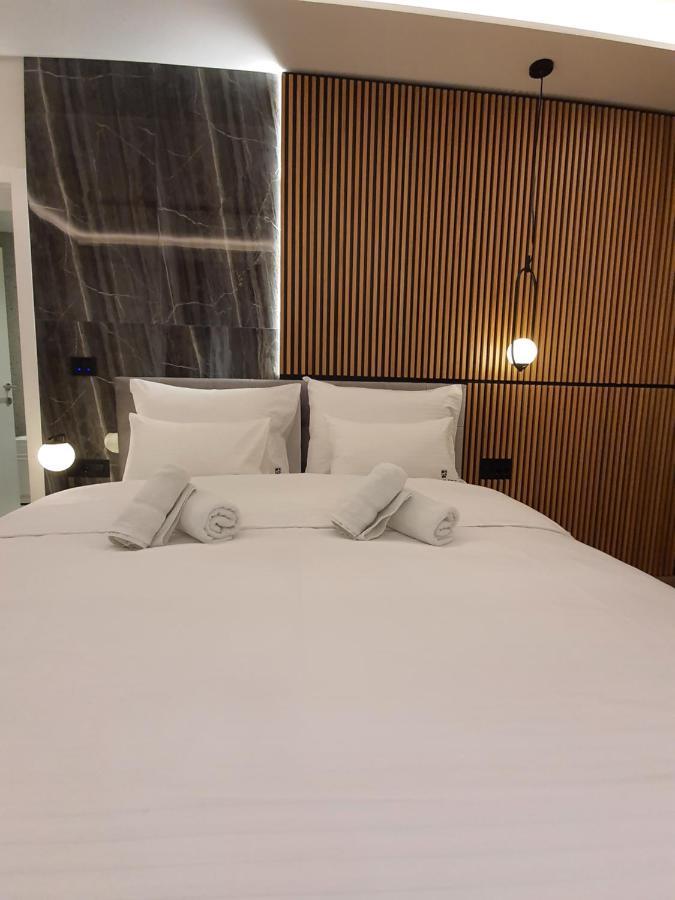 Privilege Suites By Central Park Belgrado Esterno foto