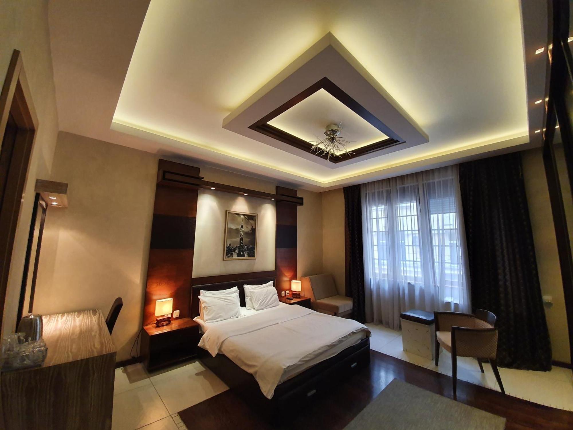 Privilege Suites By Central Park Belgrado Camera foto